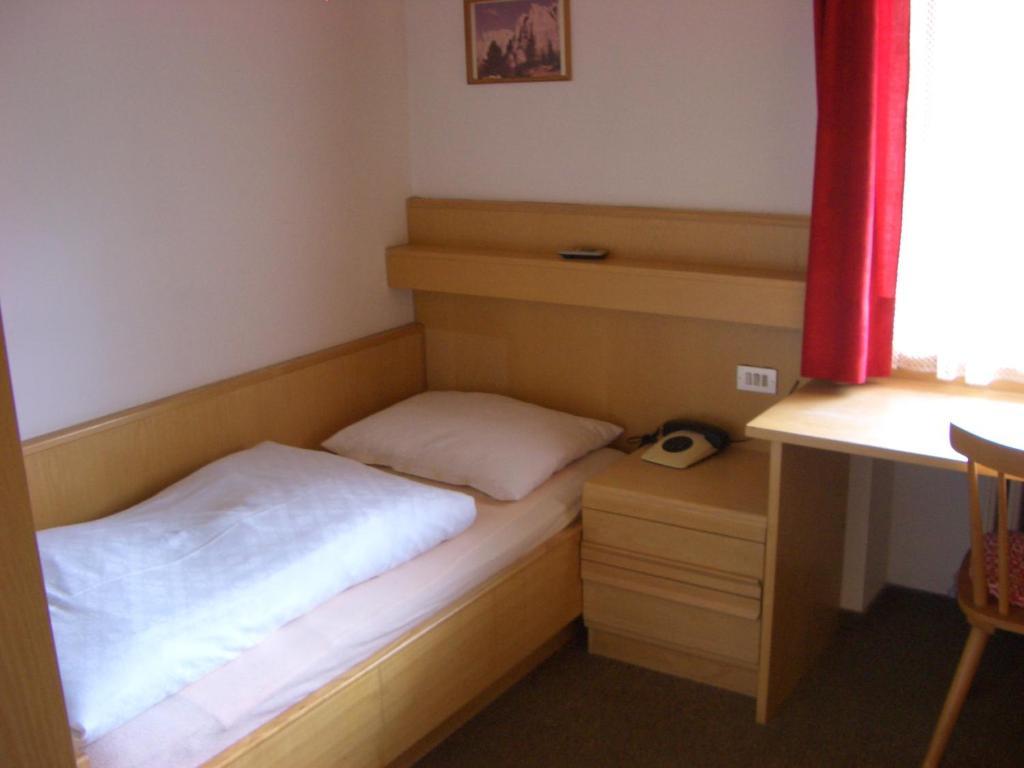 Pension Schifferegger Maranza Chambre photo